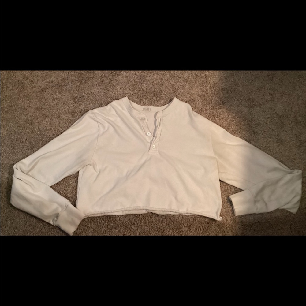 Brandy Melville cropped long sleeve